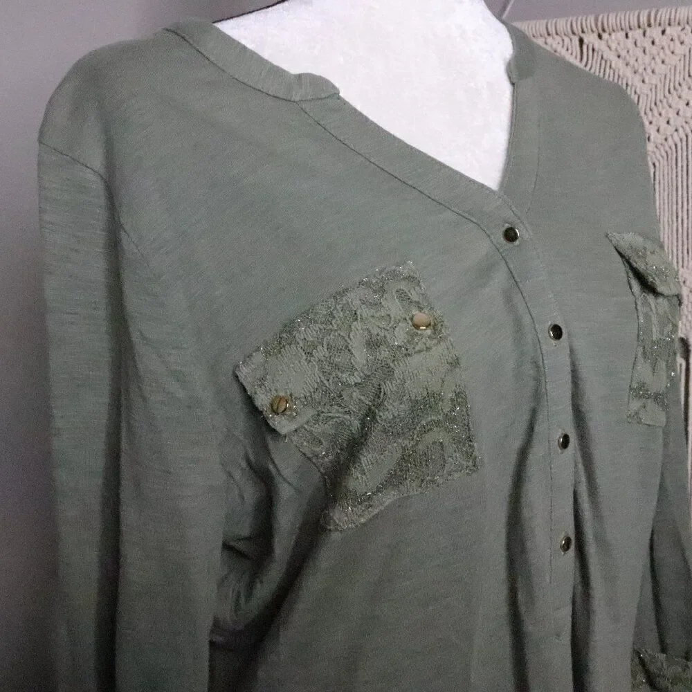 Chicos‎ | Popover Roll Tab Sleeve Blouse - Picture 3 of 7